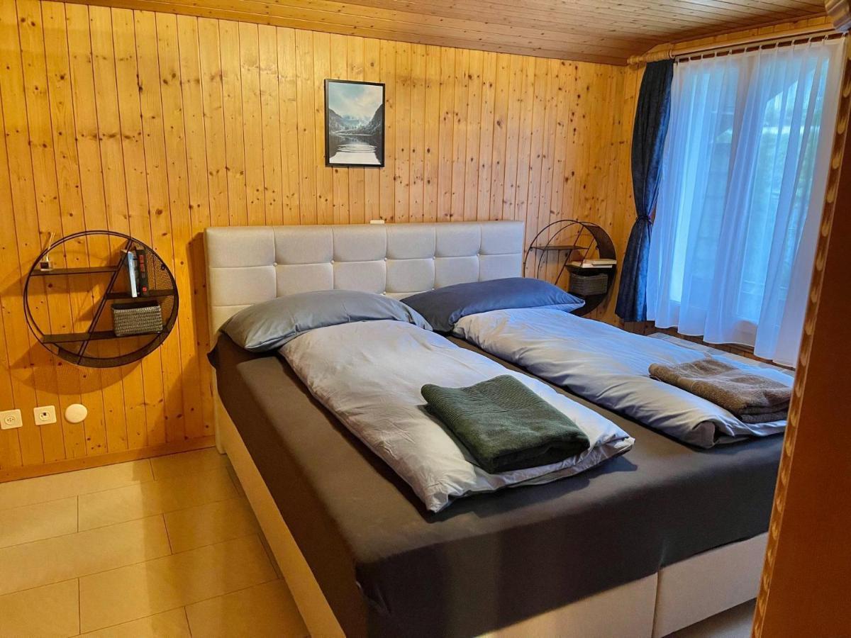 Schoene Ferienwohnung Mit Seeblick Θουν Εξωτερικό φωτογραφία